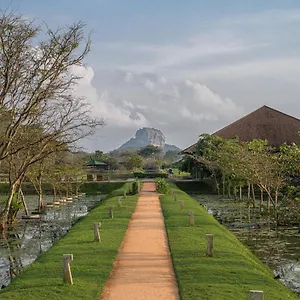 water-garden-sigiriya.kandyhotelsnow.com/